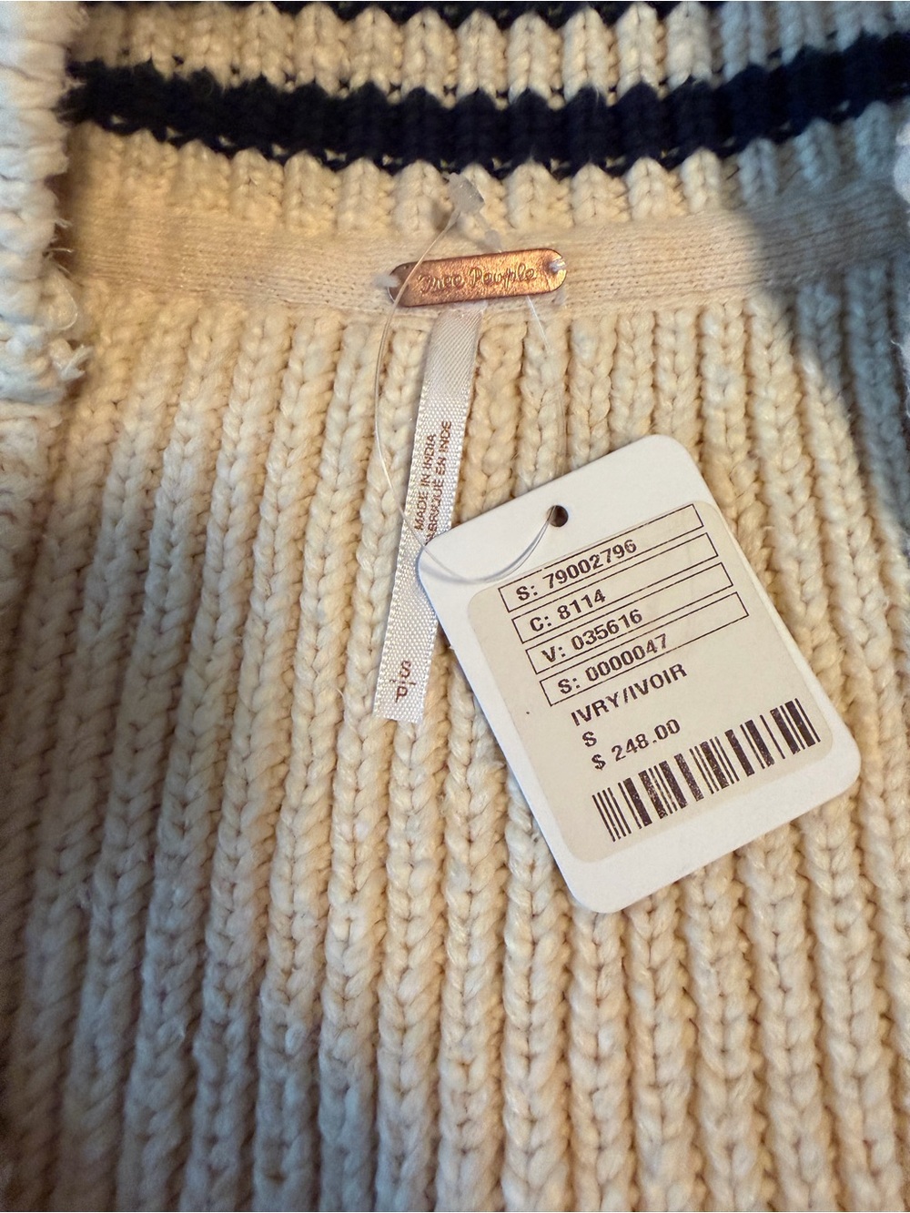 Free People Good Karma Cream Cable Knit Vest with Red Rose Embroidery, Sz S New - Picture 8 of 8